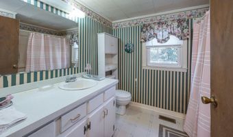 2907 Sivertsen Rd, Autryville, NC 28318