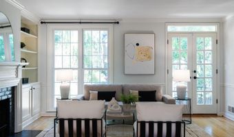 911 S LEE St, Alexandria, VA 22314