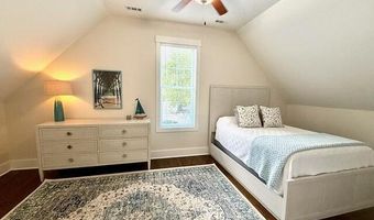 10 Hayek St, Beaufort, SC 29907