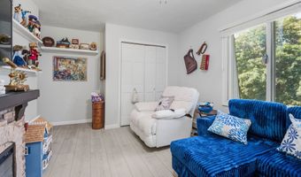 10 GREEN BAY Ct 205, Appleton, WI 54911