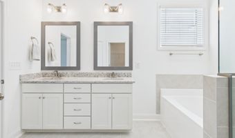 637 Watauga Ln, Aberdeen, NC 28315