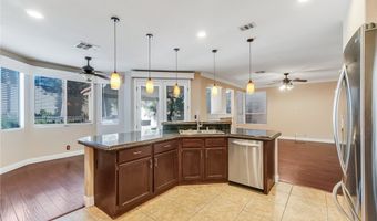 7 Crown Valley Dr, Henderson, NV 89074