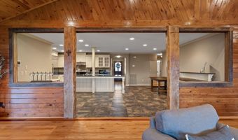 1020 Thomas Rd, Benton, TN 37307