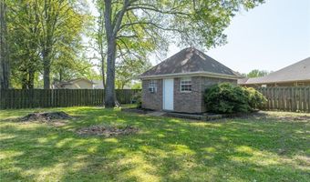 633 Meadowbrook Dr, Alma, AR 72921