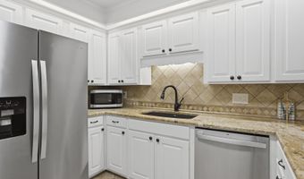 96 Summit Ridge Dr, Brandon, MS 39042