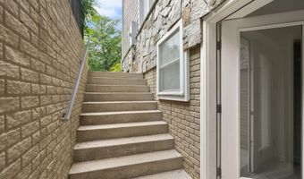 8701 BRADMOOR Dr, Bethesda, MD 20817