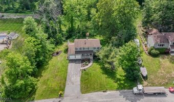 9 Rolling Hills Rd, Alloway, NJ 07461