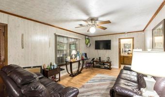 2002 Hickory Dr, Americus, GA 31719