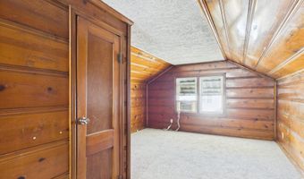 139 E 36th St, Anderson, IN 46013