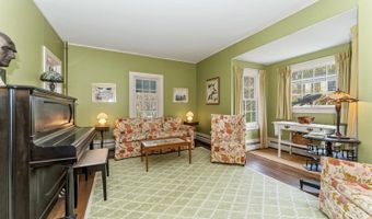 20 Albert Mdw, Bar Harbor, ME 04609