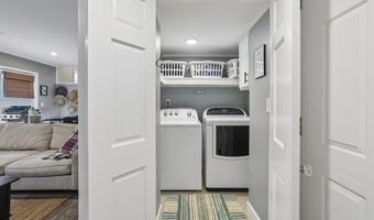 6879 Vic Ar Rd, Atlanta, GA 30360