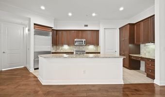 998 Stanford Ave #511, Baton Rouge, LA 70808