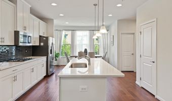 22362 LUCAS Ter, Ashburn, VA 20148