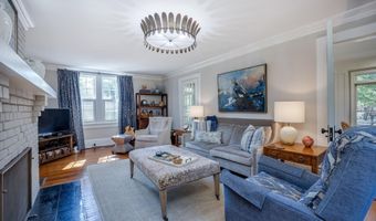 2012 Broad St, Camden, SC 29020