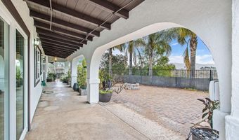 728 Rainbow Hills Rd, Fallbrook, CA 92028