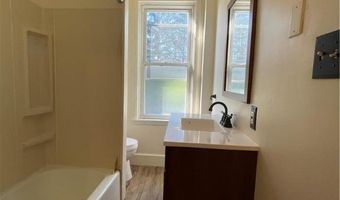 2243 W Walnut St, Allentown, PA 18104