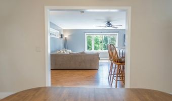 10 Belmont Dr, Barnstead, NH 03225