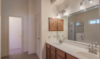 1924 SUN CHARIOT St, El Paso, TX 79938