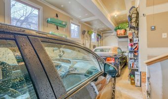32 S REGESTER St, Baltimore, MD 21231