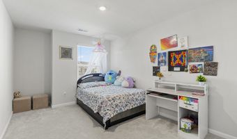 1811 Aspen River Ln, Apex, NC 27502