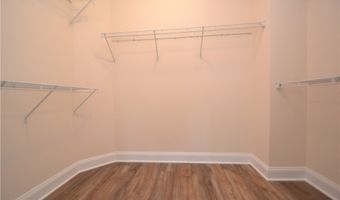 506 N Tunstall Ave, Apex, NC 27502