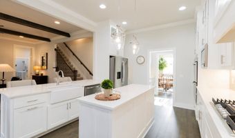 5910 SW Dryden Rd, Bentonville, AR 72713