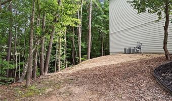 112 Adelaide Xing, Acworth, GA 30101