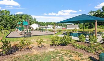 418 Ivy Bank Dr, Angier, NC 27501