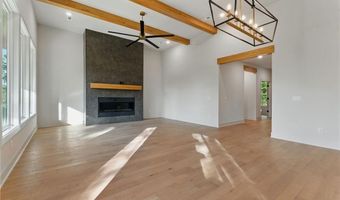 23 Kirkwall Ln, Bella Vista, AR 72715