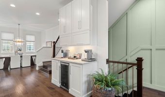 20379 CODMAN Dr, Ashburn, VA 20147