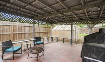 1268 Oak Park Dr, Aransas Pass, TX 78336