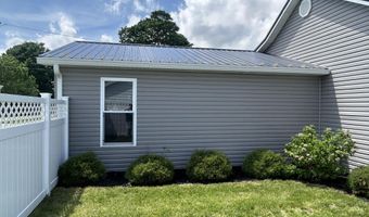 307 W Washington St, Arcanum, OH 45304