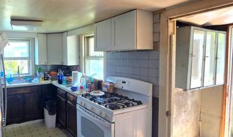 647 E Bay Ave, Barnegat, NJ 08005