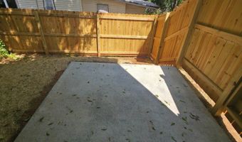 130 Mckinley Dr, Athens, GA 30601