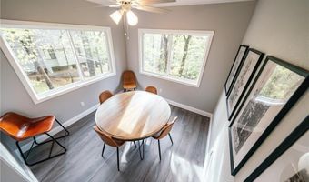 8 Norwood Dr, Bella Vista, AR 72714