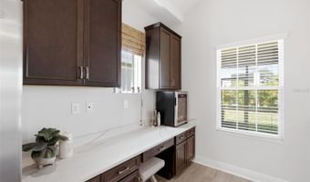 5604 WAYFARER Ave, Apollo Beach, FL 33572