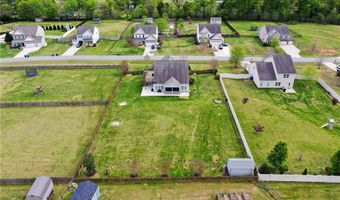 167 Scotch Moss Dr, Advance, NC 27006