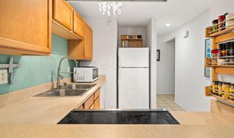 65 Halili Ln 10F, Kihei, HI 96753