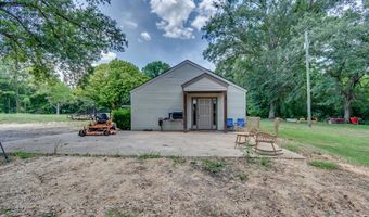 5925 Scotland Rd, Bentonia, MS 39040