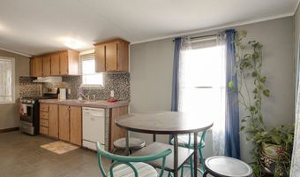 2 STOREY Ave, Belen, NM 87002