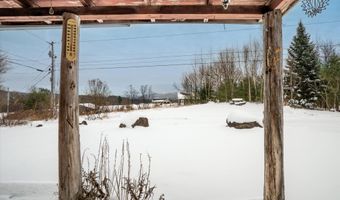 118 Bird Song Ln, Bradford, VT 05033