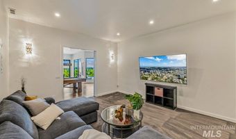 3492 E Heartleaf Dr, Boise, ID 83716