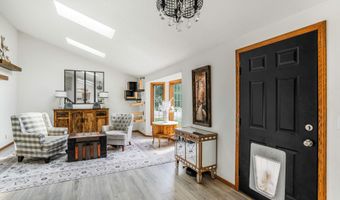 1801 W Cheyenne Ct, Polk City, IA 50226