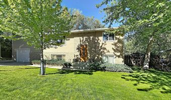 707 Circle Dr, Buffalo, WY 82834