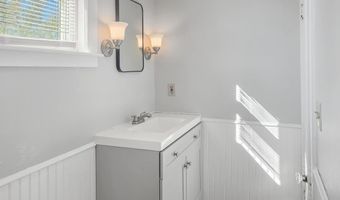 35 Canaan St, Canaan, NH 03741