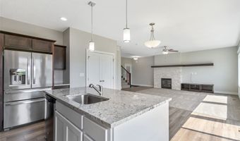 2634 3rd Ave SW, Altoona, IA 50009
