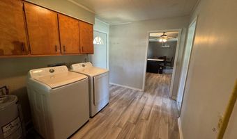 105 Able St, Big Sandy, TN 38221