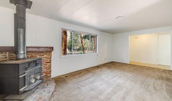 60866 Granite Dr, Bend, OR 97702