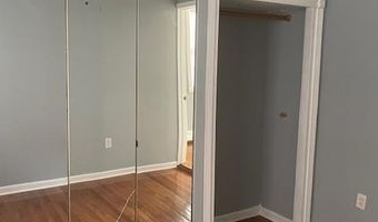 14 MEADOW St, Bayonne, NJ 07002