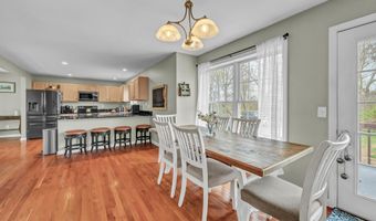 45 Pocono Ln 10, Danbury, CT 06810